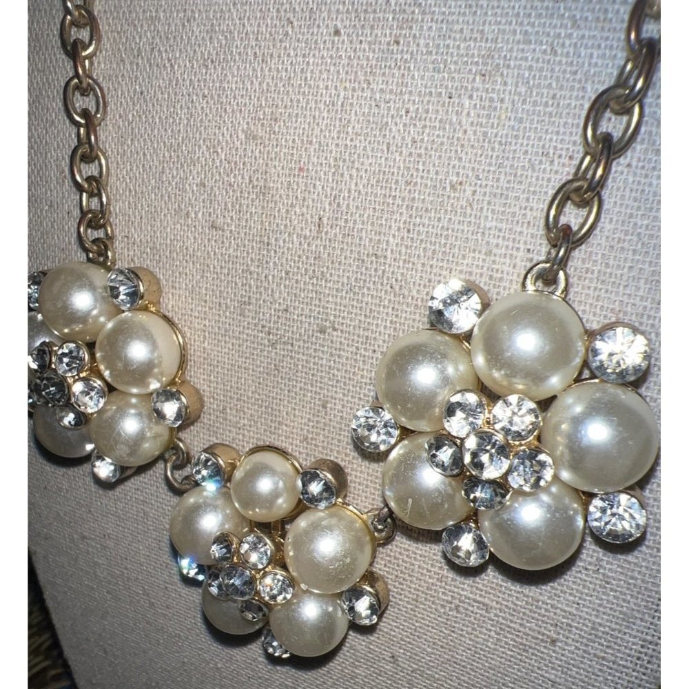 ETC! Pearl Statement & Crystal Necklace -- 18"